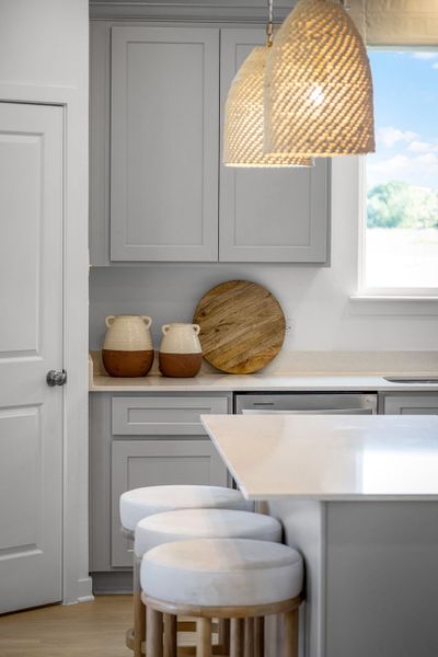 Representative interior finishes for a home built from the Mesilla by Centex in Skyview, Belton (Image 18).