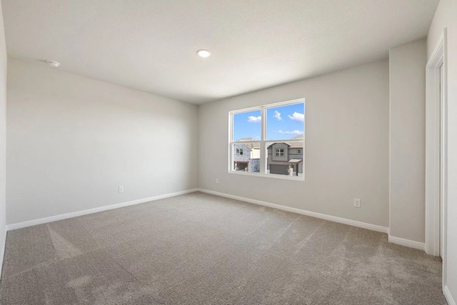 Spacious, unfurnished interior of a new home in Patterson Ranch, Georgetown (Image 46).