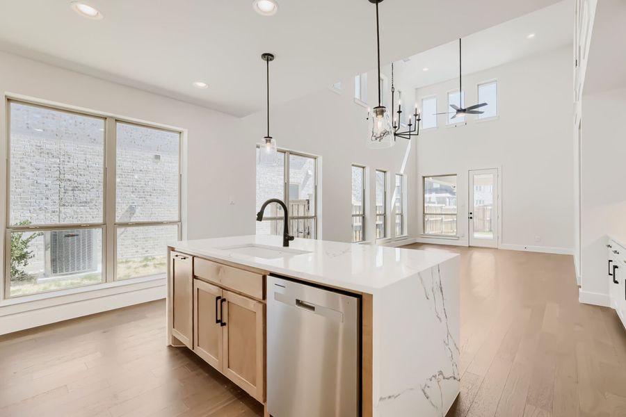 4420 Daisy - Kitchen 4420 Daisy - Kitchen
