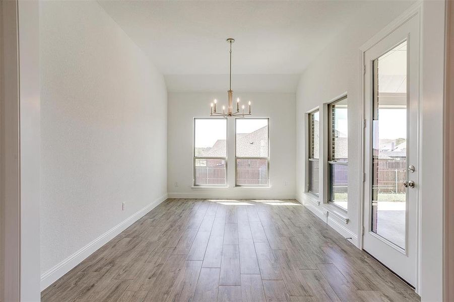 Spacious, unfurnished interior of a new home in , Burleson (Image 20). Spacious, unfurnished interior of a new home in , Burleson (Image 20).