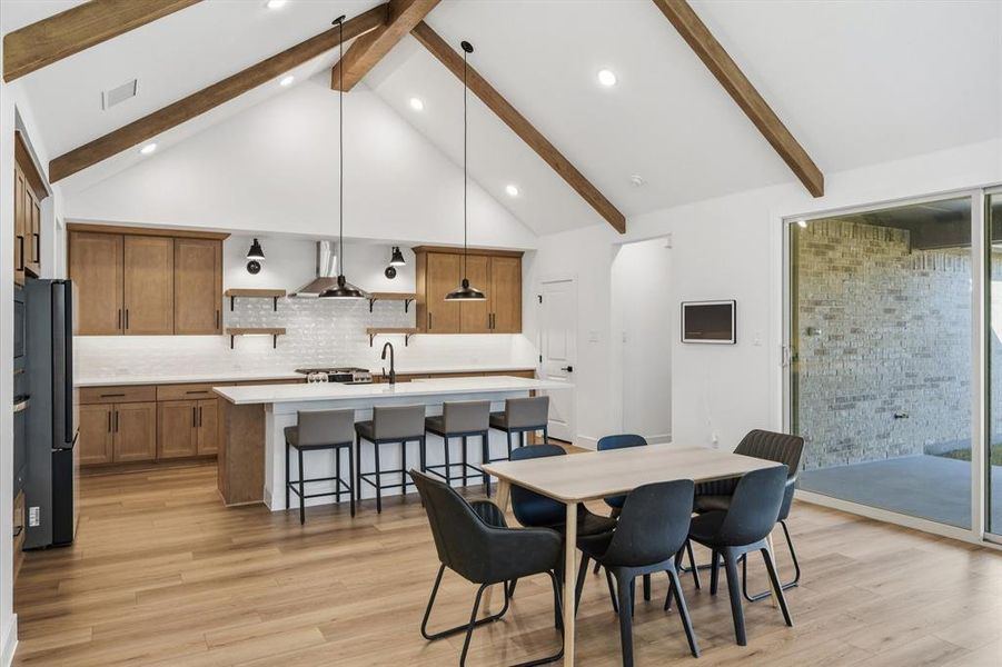 Community amenities in Monterra, Fate (Image 33).