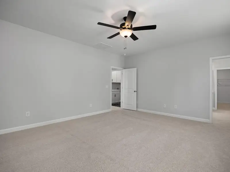 Spacious, unfurnished interior of a new home in Sage on North Main, Wake Forest (Image 25). Spacious, unfurnished interior of a new home in Sage on North Main, Wake Forest (Image 25).
