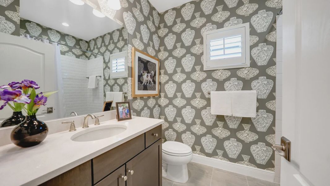 Representative furnished interior of a home built from the Dream 2 by Neal Communities in SkySail, Naples (Image 8).