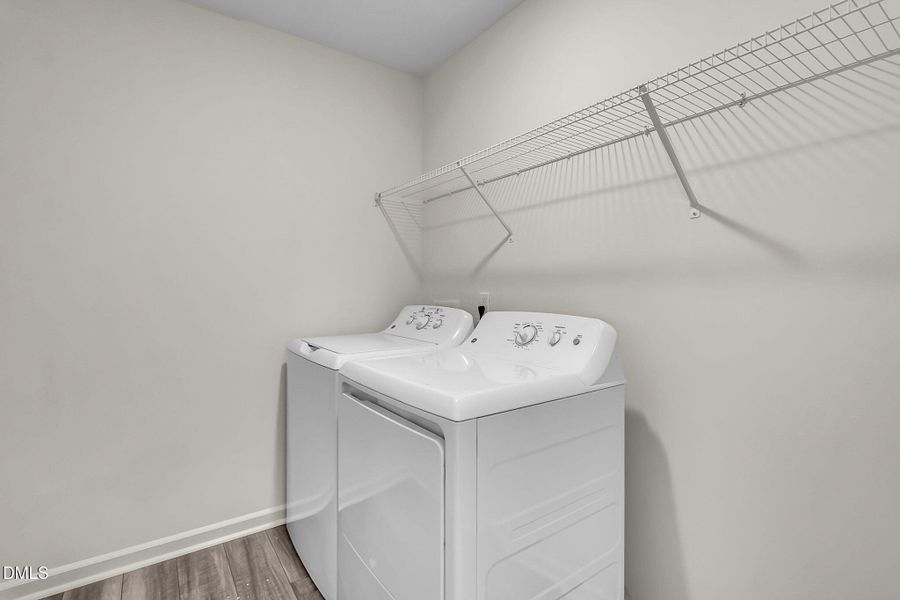 SL_Supernova_Laundry_Room_a SL_Supernova_Laundry_Room_a