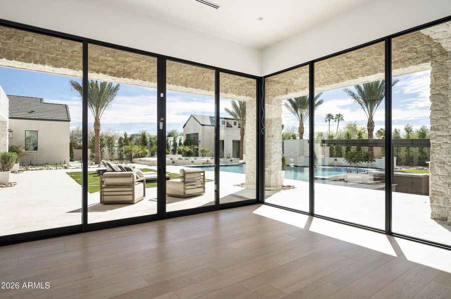 7031 E Paradise Drive-28