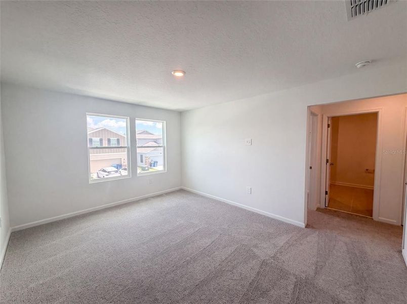 Spacious, unfurnished interior of a new home in Wynnstone, Davenport (Image 21). Spacious, unfurnished interior of a new home in Wynnstone, Davenport (Image 21).