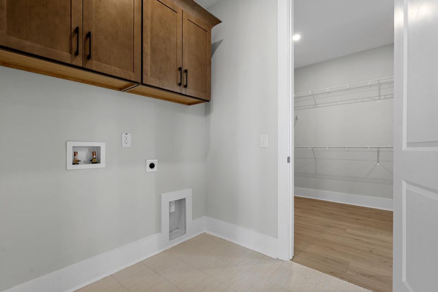 Spacious, unfurnished interior of a new home in Miller's Crossing, Johns Island (Image 28). Spacious, unfurnished interior of a new home in Miller's Crossing, Johns Island (Image 28).