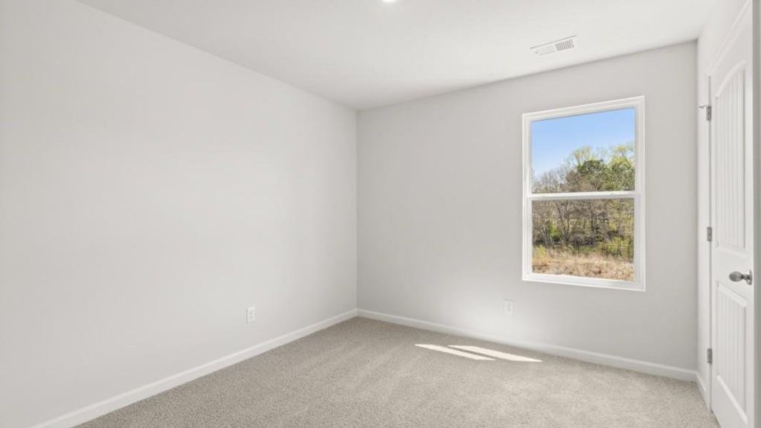 Spacious, unfurnished interior of a new home in Carlton, Douglasville (Image 16).