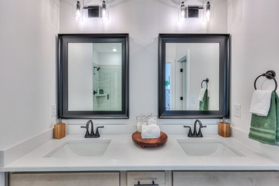 *Furnished model home example. Selections & finishes may vary. *Furnished model home example. Selections & finishes may vary.