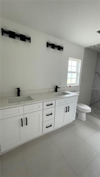 Furnished interior view inside a new home in , Ocala (Image 5).