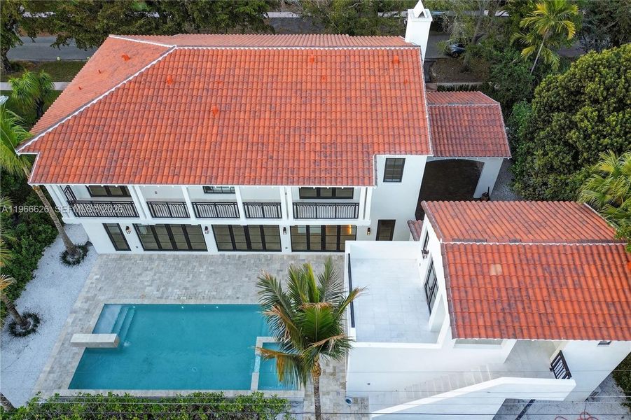 Image 32 of a home in .