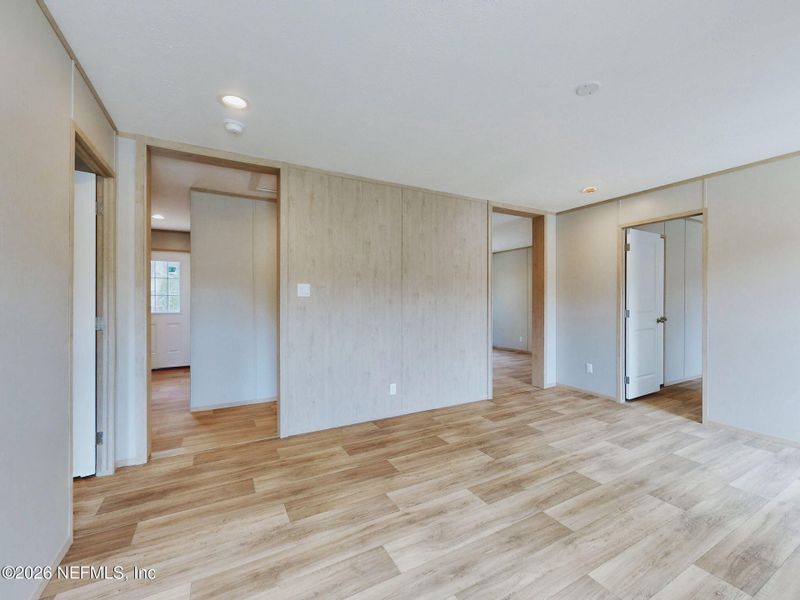 Spacious, unfurnished interior of a new home in , Keystone Heights (Image 41).