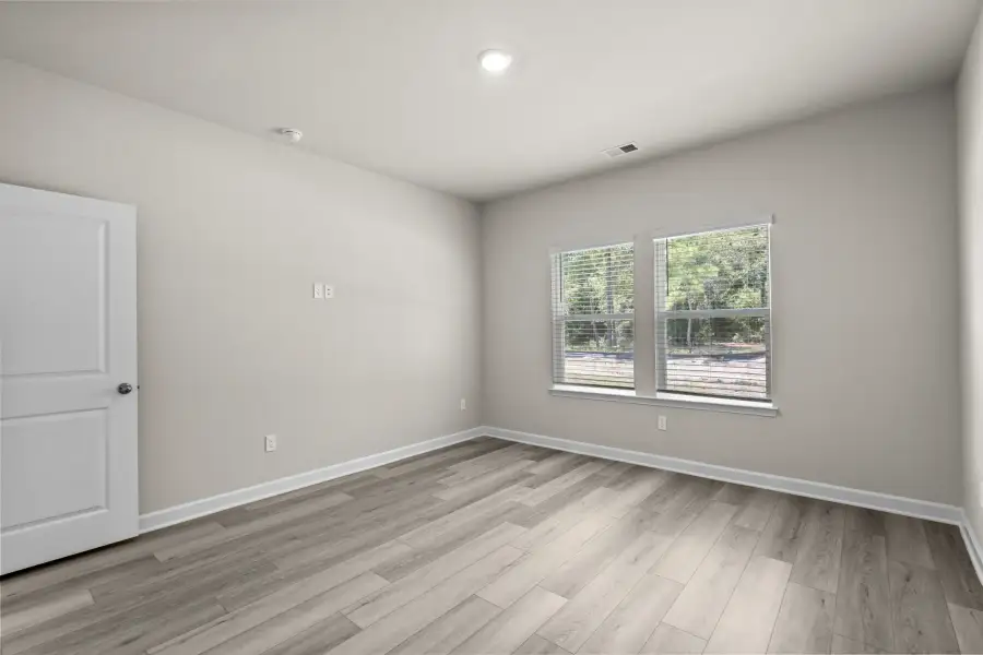 Spacious, unfurnished interior of a new home in Waterside - Boardwalk Series, Longs (Image 23). Spacious, unfurnished interior of a new home in Waterside - Boardwalk Series, Longs (Image 23).