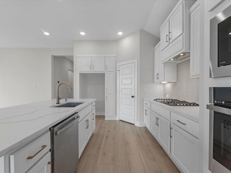 Furnished interior view inside a new home in Clopton Farms, Montgomery (Image 7).