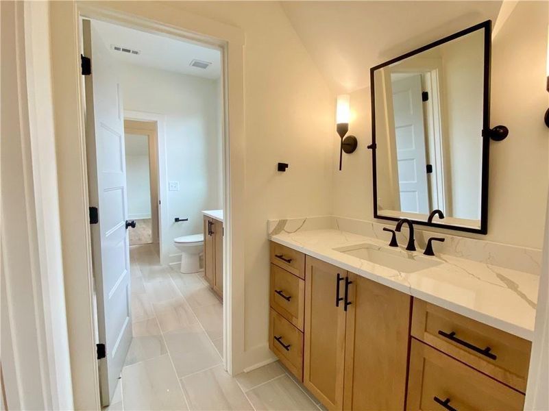 Furnished interior view inside a new home in , Gainesville (Image 60).