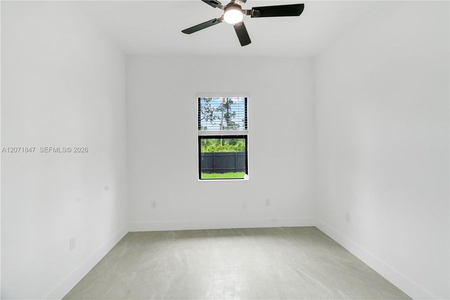 Spacious, unfurnished interior of a new home in , Lehigh Acres (Image 29).