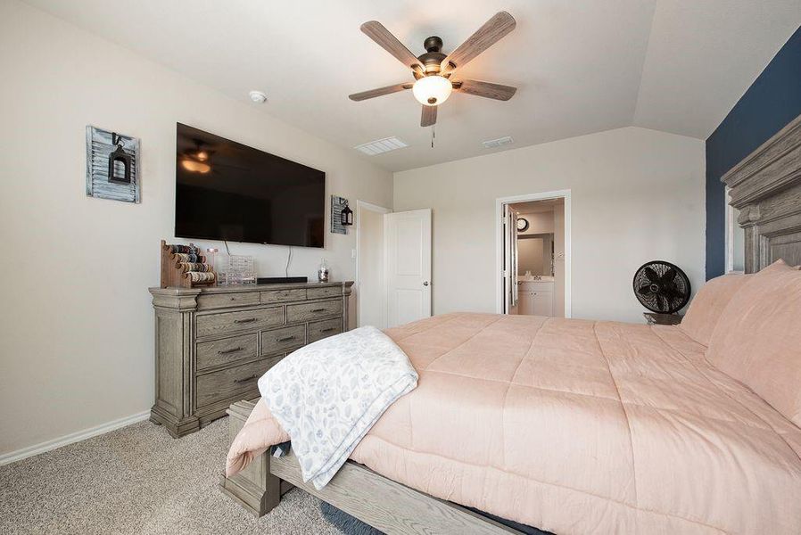 Furnished interior view inside a new home in , Fort Worth (Image 19).