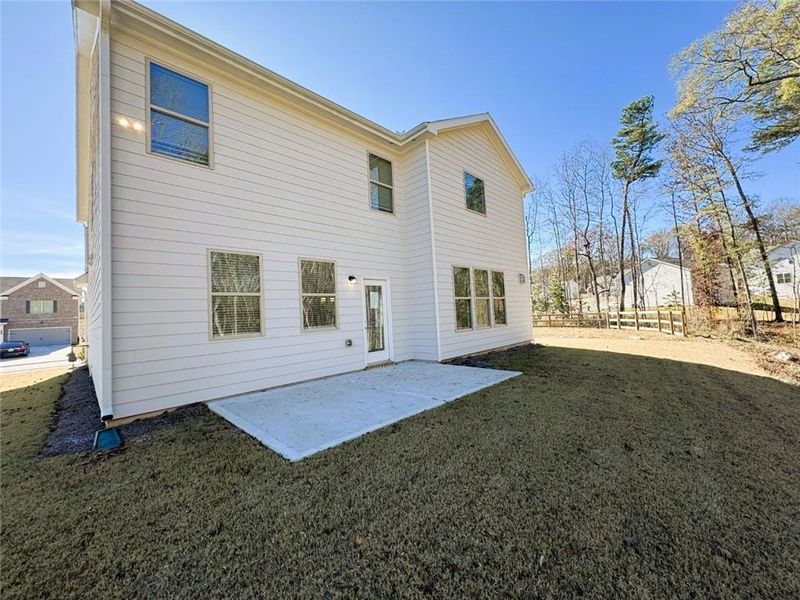 Exterior details and patio area of a home in Paces Estates, Lithia Springs (Image 2).