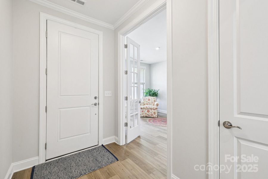 Image 43 of a home in Handsmill on Lake Wylie.