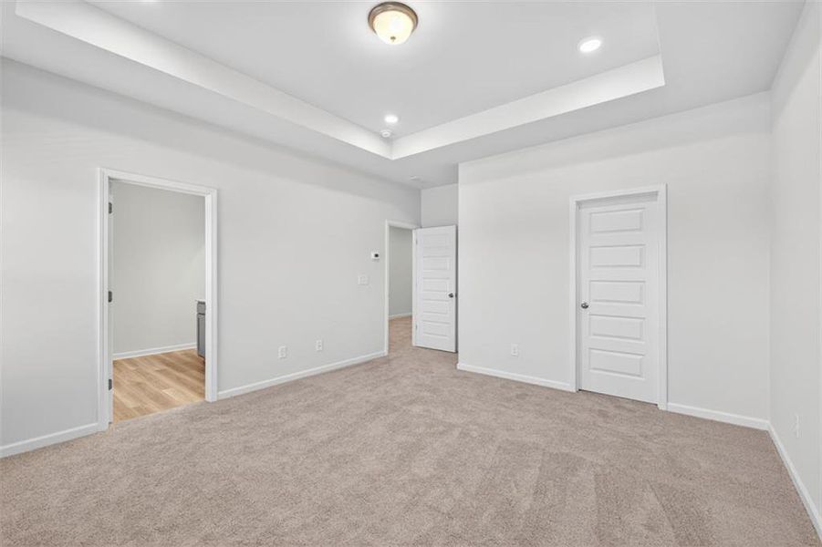 Spacious, unfurnished interior of a new home in Franklin Manor, Lawrenceville (Image 27).