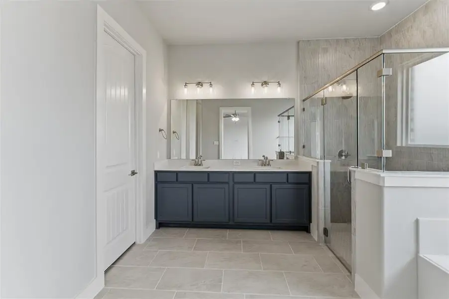 Furnished interior view inside a new home in Fannin Ranch, Leonard (Image 9).