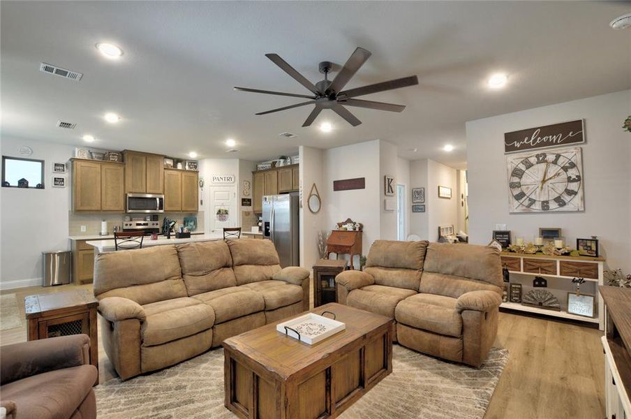Furnished interior view inside a new home in , Venus (Image 17).