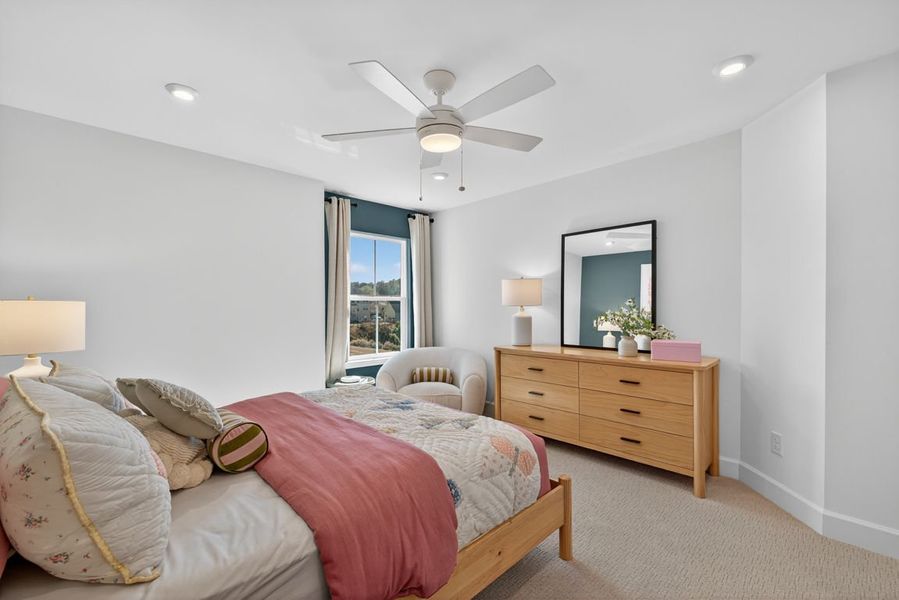 Representative furnished interior of a home built from the Hampton by Pulte Homes in Watermist at Mirror Lake, Villa Rica (Image 35).