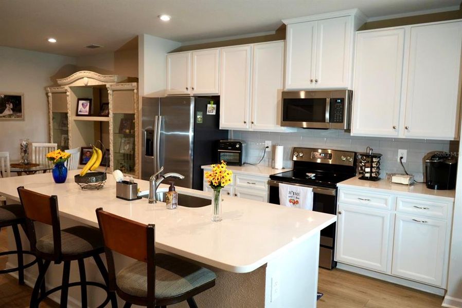 Furnished interior view inside a new home in , Port Charlotte (Image 47).