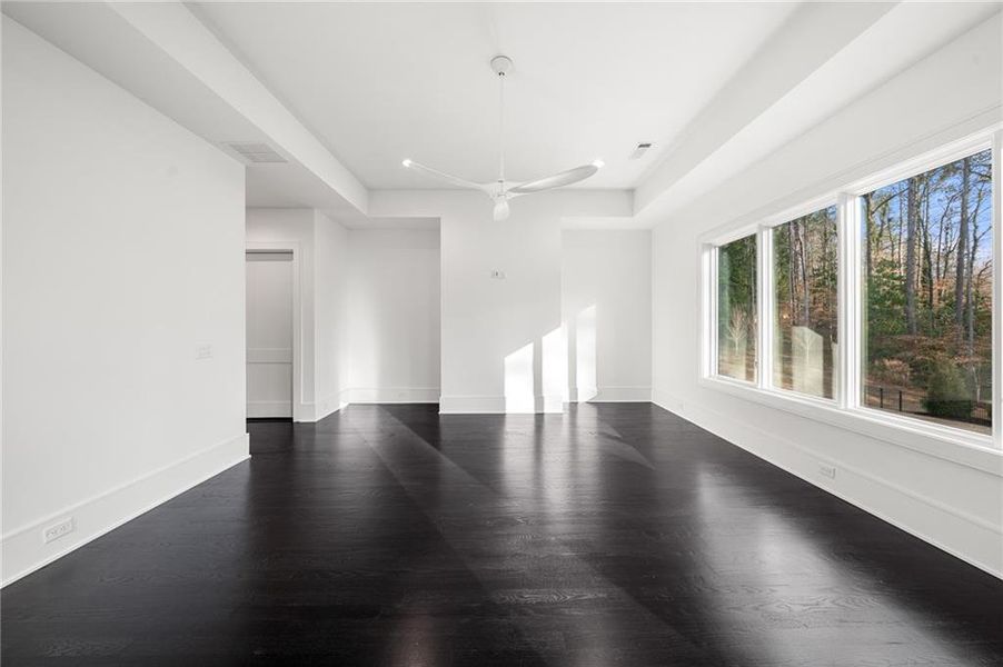 Spacious, unfurnished interior of a new home in , Sandy Springs (Image 65).