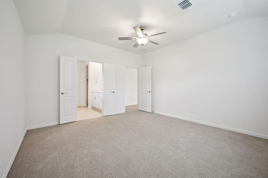Photo is not of the actual home, but is an inspirational photo of builder’s model home and may depict options, furnishings, and/or decorator features that are not included.