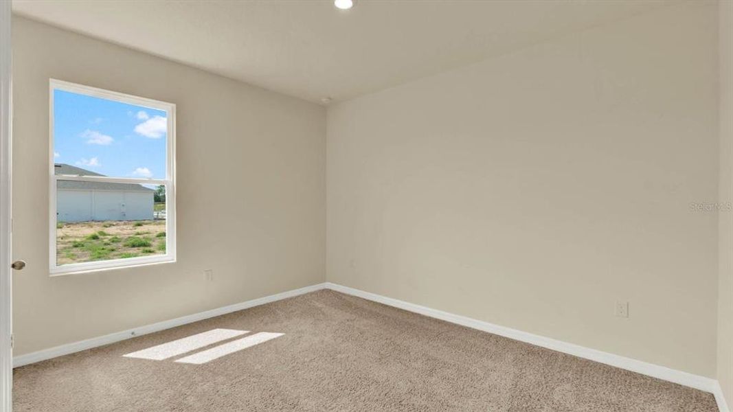 Spacious, unfurnished interior of a new home in Ironwood, Daytona Beach (Image 21).
