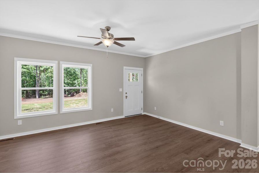 Spacious, unfurnished interior of a new home in , Columbus (Image 16).