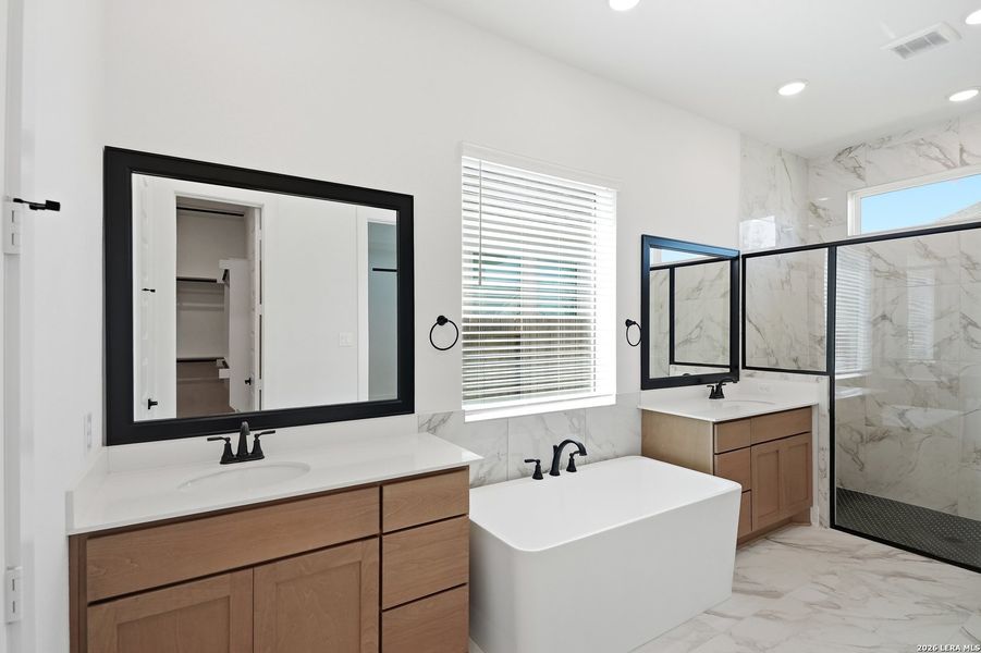 Furnished interior view inside a new home in Prominence Urban, San Antonio (Image 11).