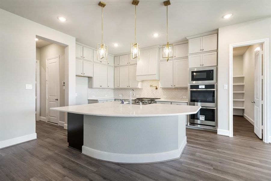 Image 13 of a home in Candela 60'.