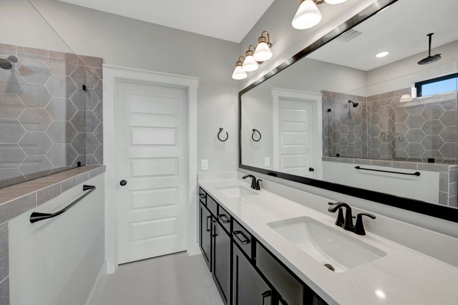 Owner's Bath Owner's Bath