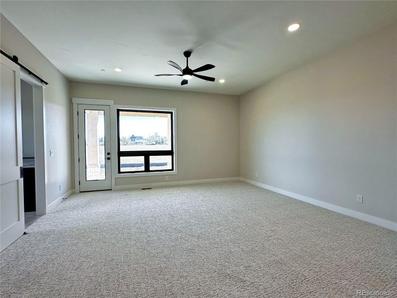 Spacious, unfurnished interior of a new home in , Longmont (Image 14). Spacious, unfurnished interior of a new home in , Longmont (Image 14).