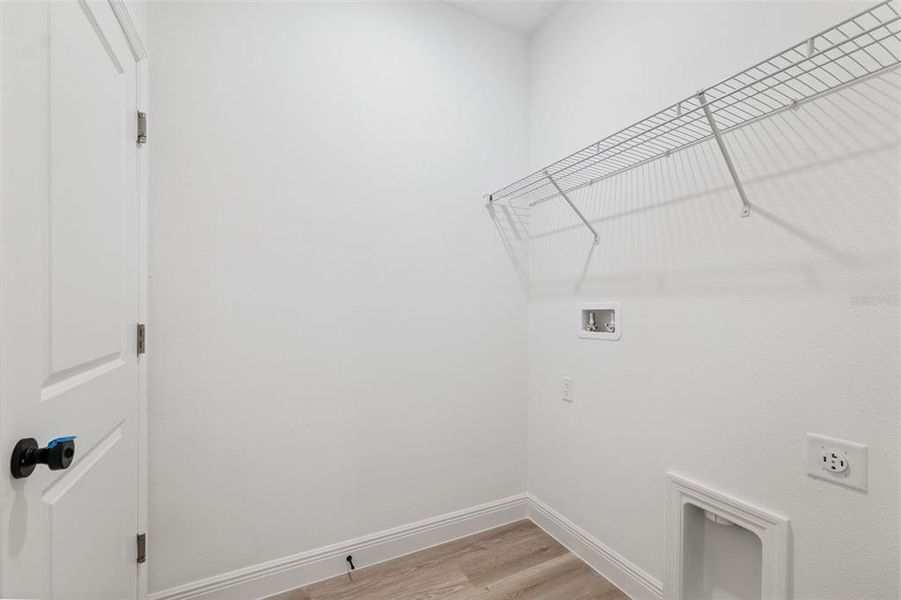 Spacious, unfurnished interior of a new home in , Ocala (Image 22).
