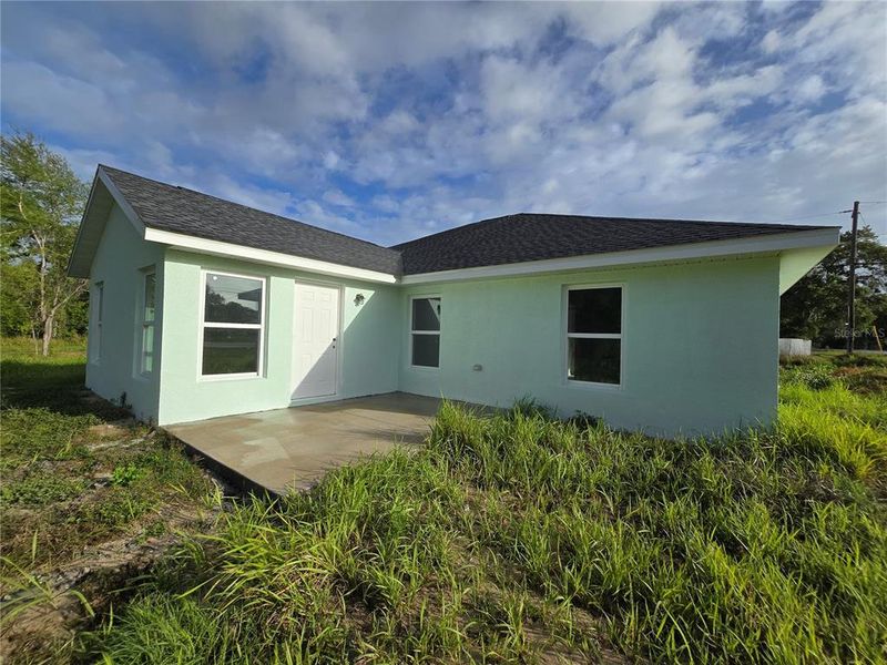 Exterior details and patio area of a home in , Ocala (Image 17).