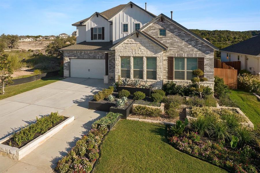 Aerial of front of home.