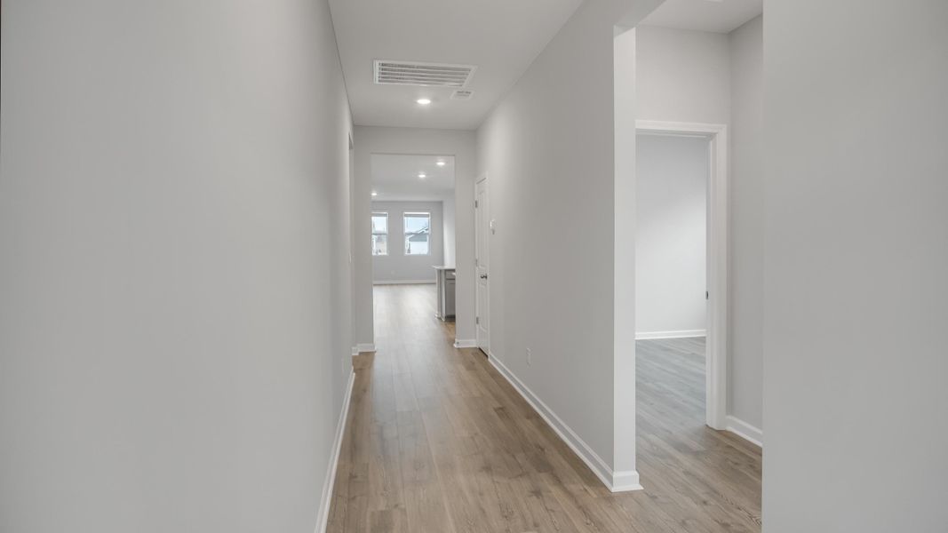 Spacious, unfurnished interior of a new home in Legacy Farms, White House (Image 35).