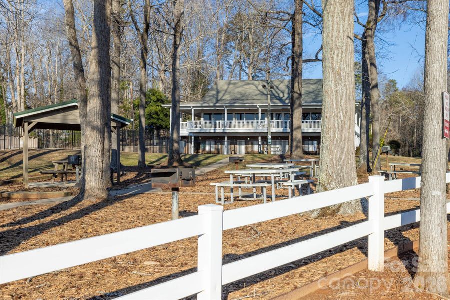 Community amenities in , Troy (Image 10).