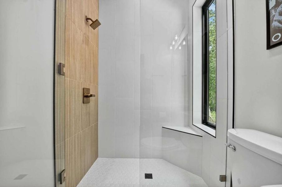 Image 60 of a home in .