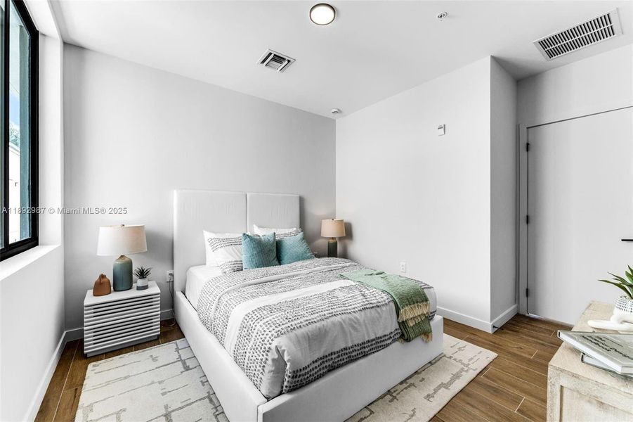 LARGE BEDROOM #2 WITH PRIVATE BATH. LARGE BEDROOM #2 WITH PRIVATE BATH.