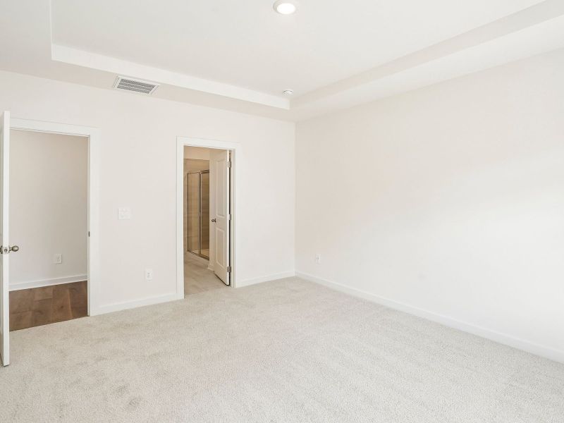 Spacious, unfurnished interior of a new home in Woodmont, Smyrna (Image 13). Spacious, unfurnished interior of a new home in Woodmont, Smyrna (Image 13).