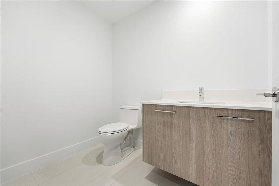 Furnished interior view inside a new home in Selene Oceanfront Residences, Fort Lauderdale (Image 13).