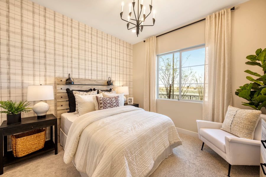 Representative furnished interior of a home built from the Safflower Plan 40-4 by Tri Pointe Homes in Soleo, San Tan Valley (Image 16).