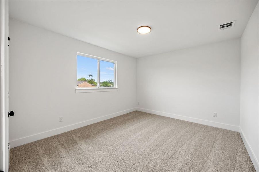 Spacious, unfurnished interior of a new home in North Square at Uptown, Celina (Image 17).