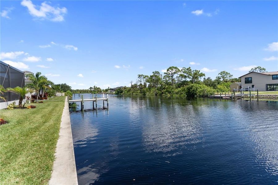 Community amenities in , Port Charlotte (Image 64).