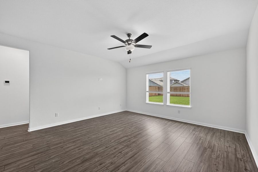 Spacious, unfurnished interior of a new home in River Ridge, Crandall (Image 13). Spacious, unfurnished interior of a new home in River Ridge, Crandall (Image 13).