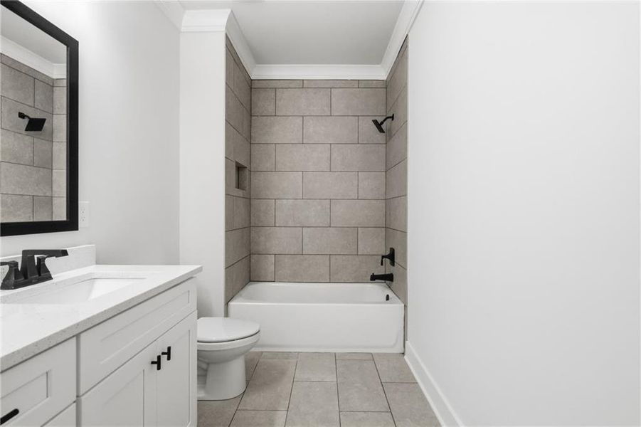 Furnished interior view inside a new home in , Braselton (Image 17).